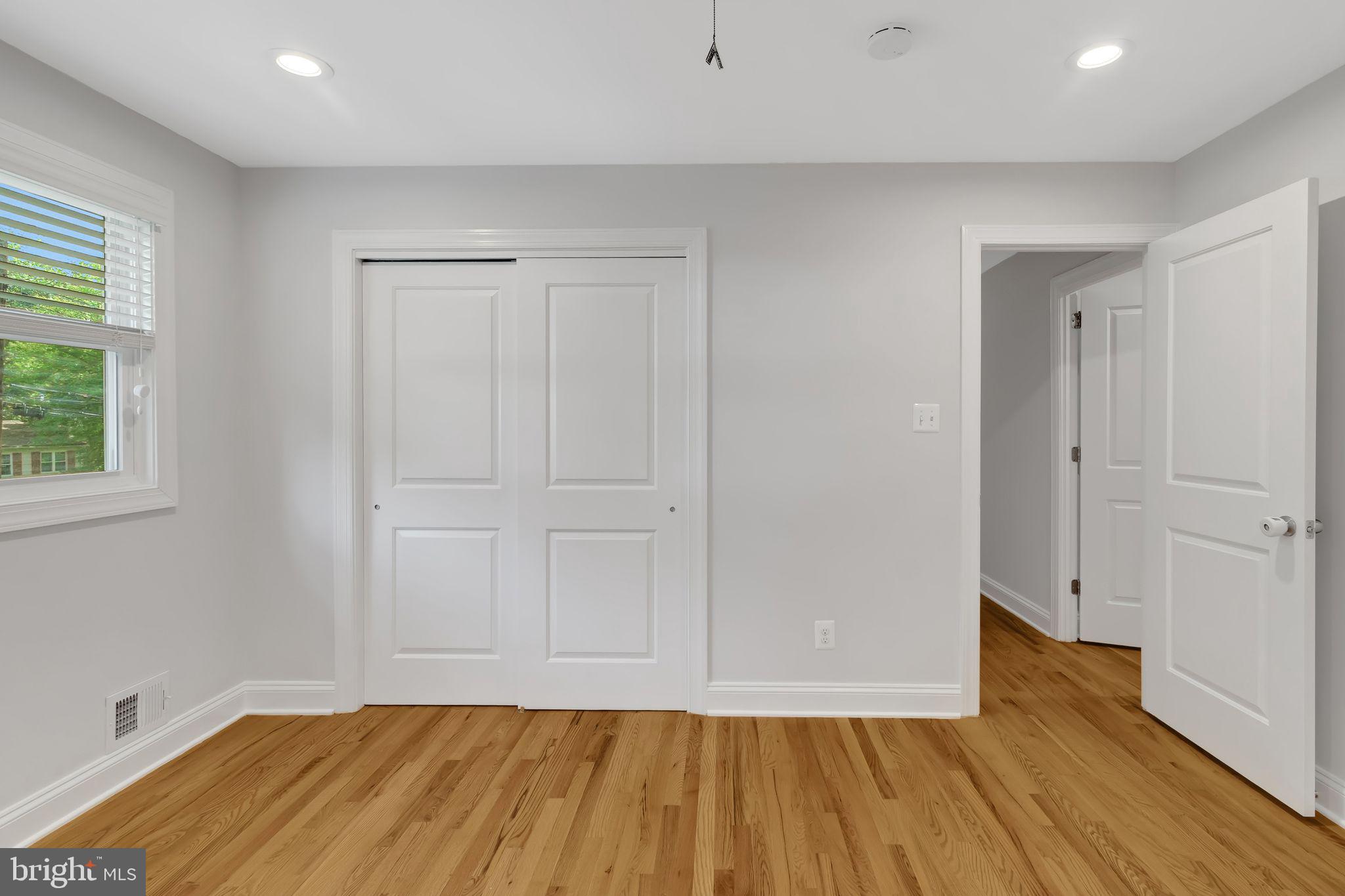 1309 GRESHAM ROAD