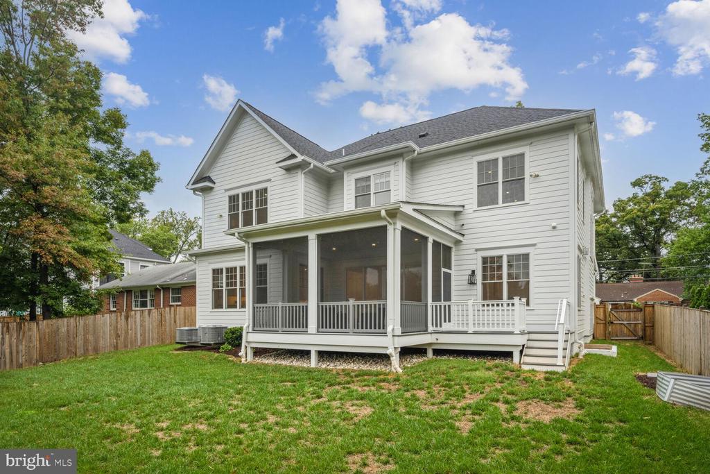 3304 WINNETT ROAD
