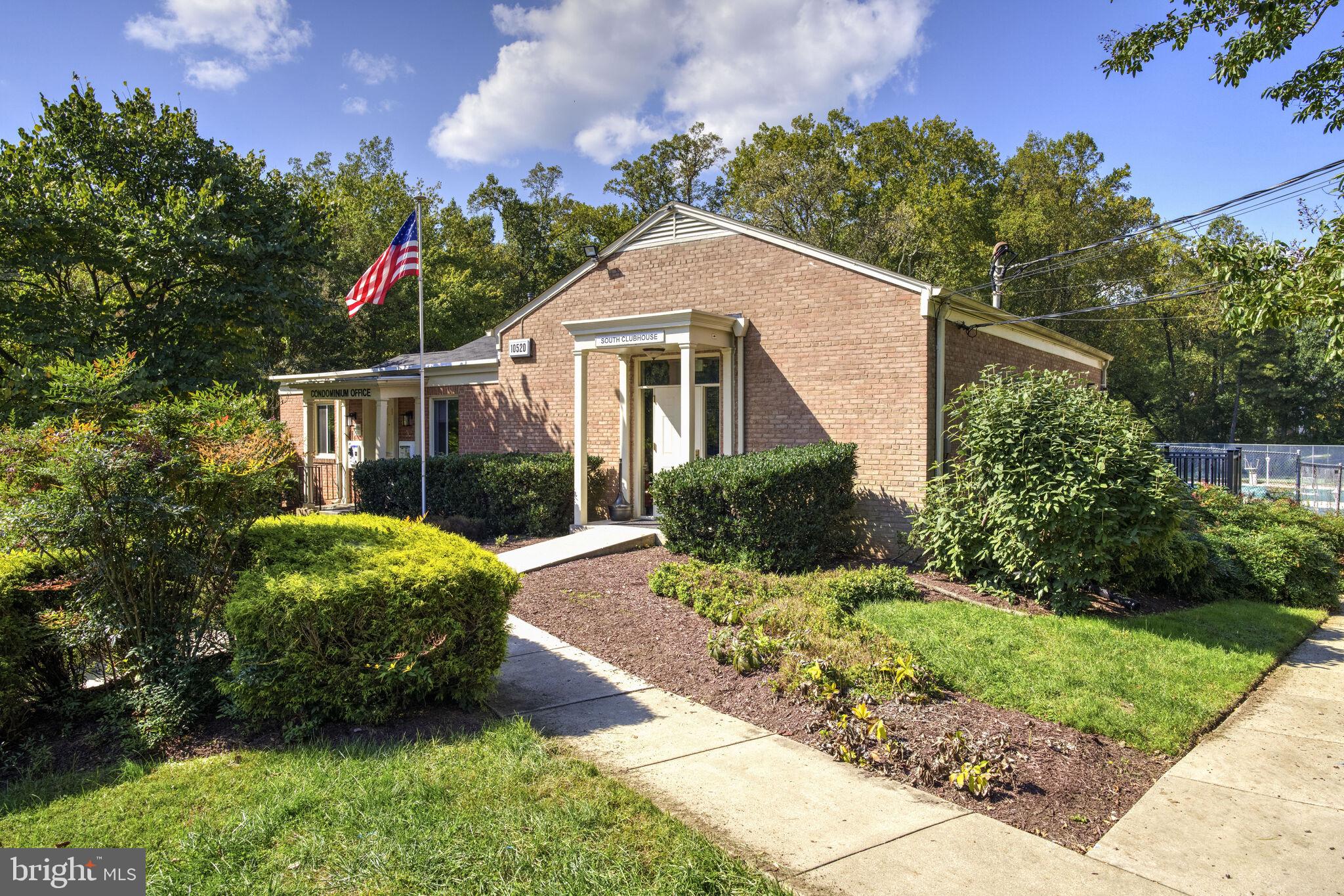 10636 MONTROSE 103