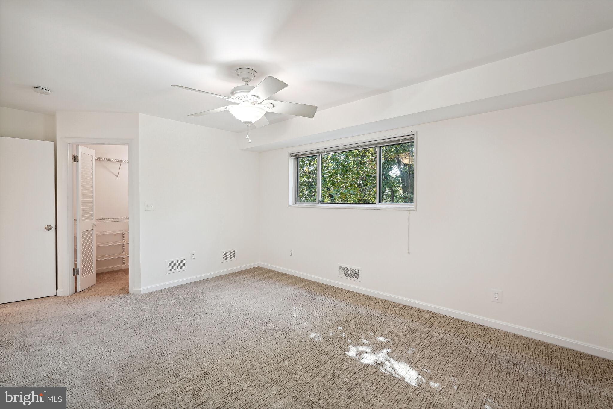 10636 MONTROSE 103