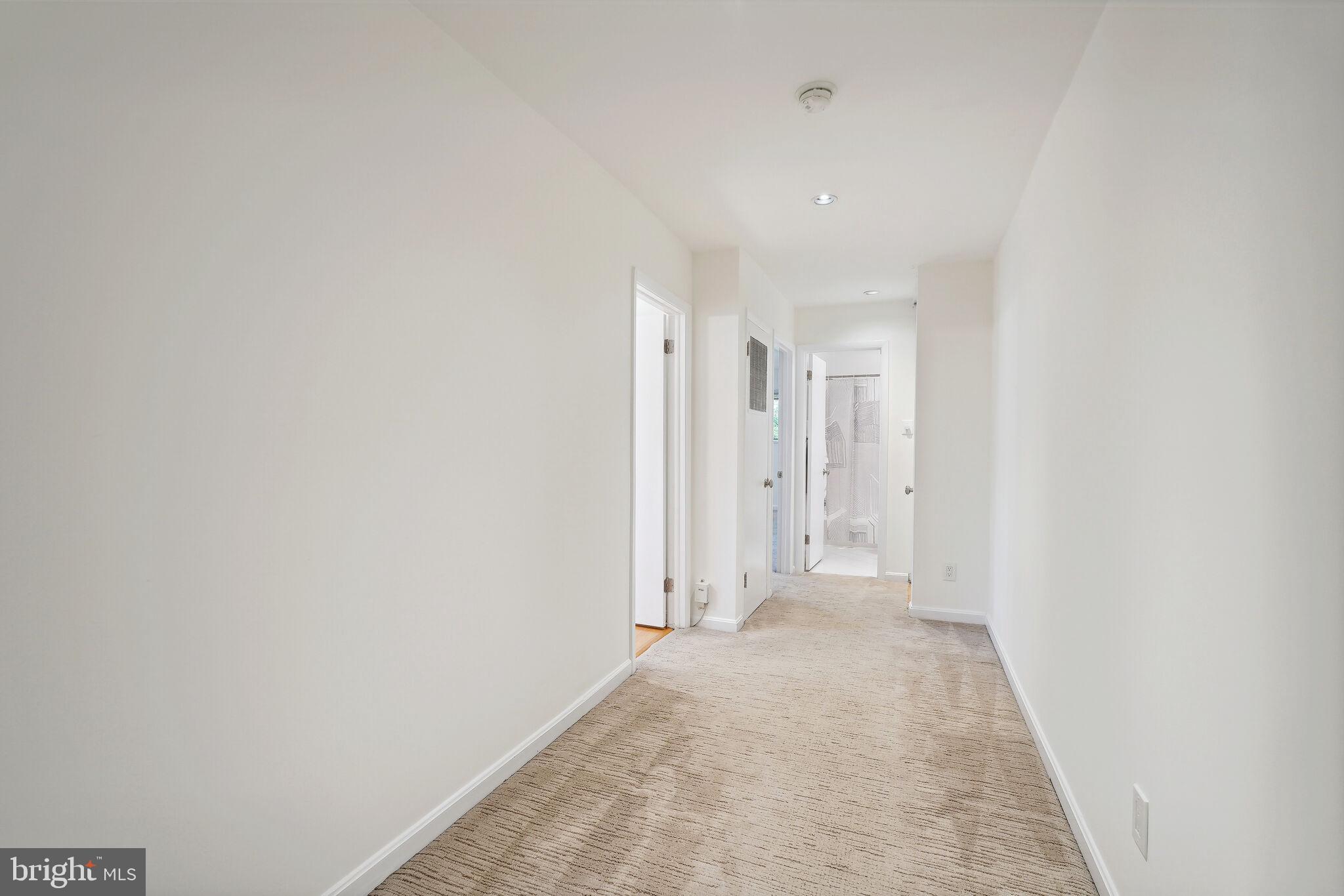 10636 MONTROSE 103