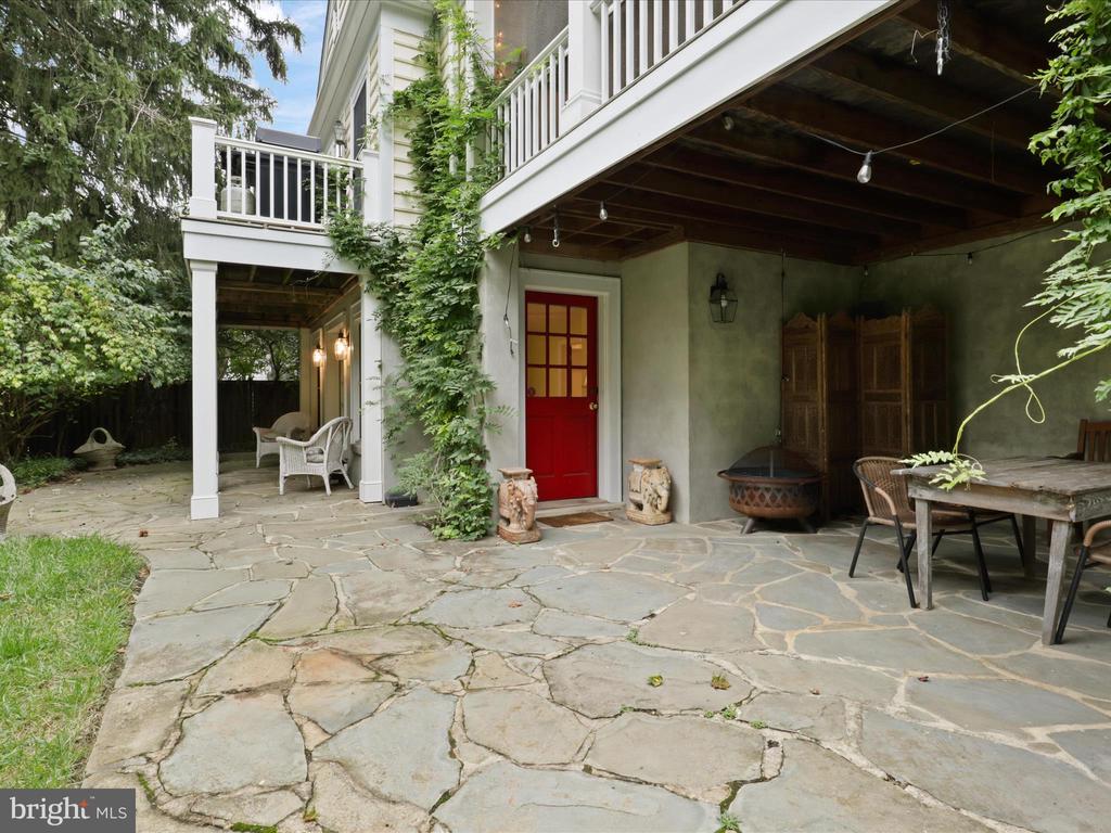 4200 DRESDEN STREET