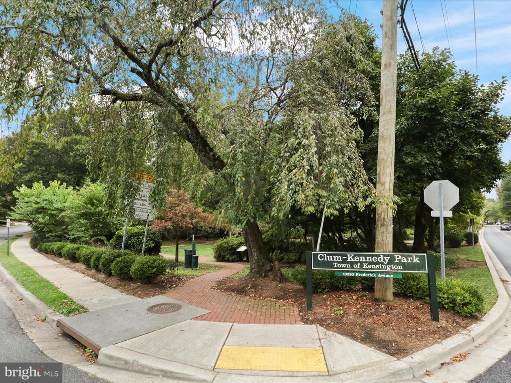 4200 DRESDEN STREET