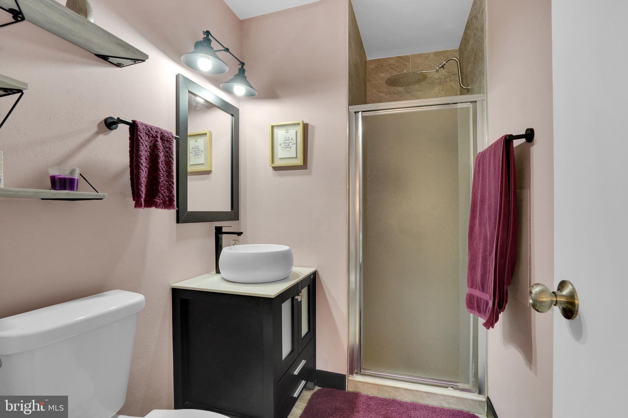 752 COLLEGE PARKWAY 7-752