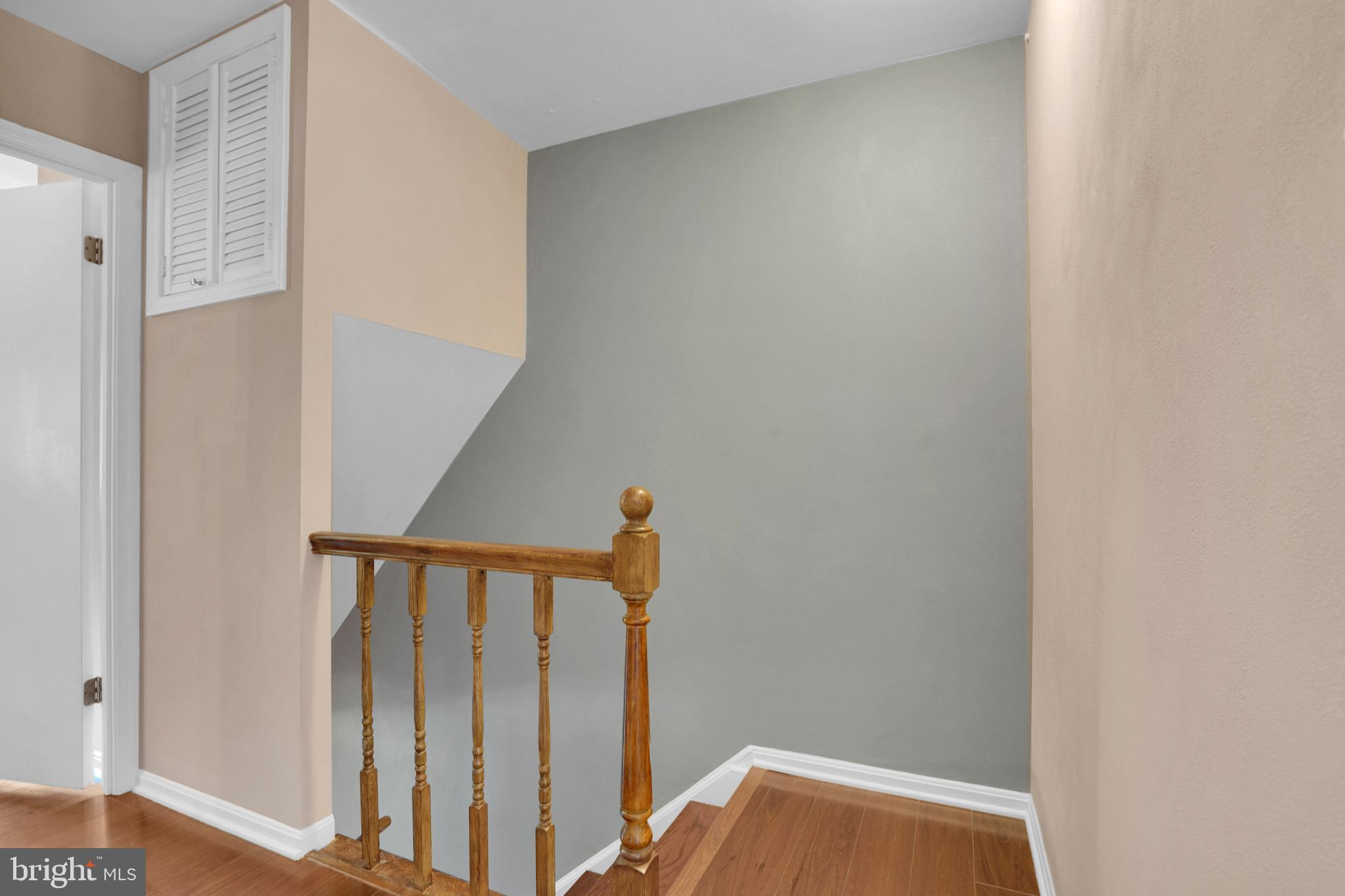 752 COLLEGE PARKWAY 7-752