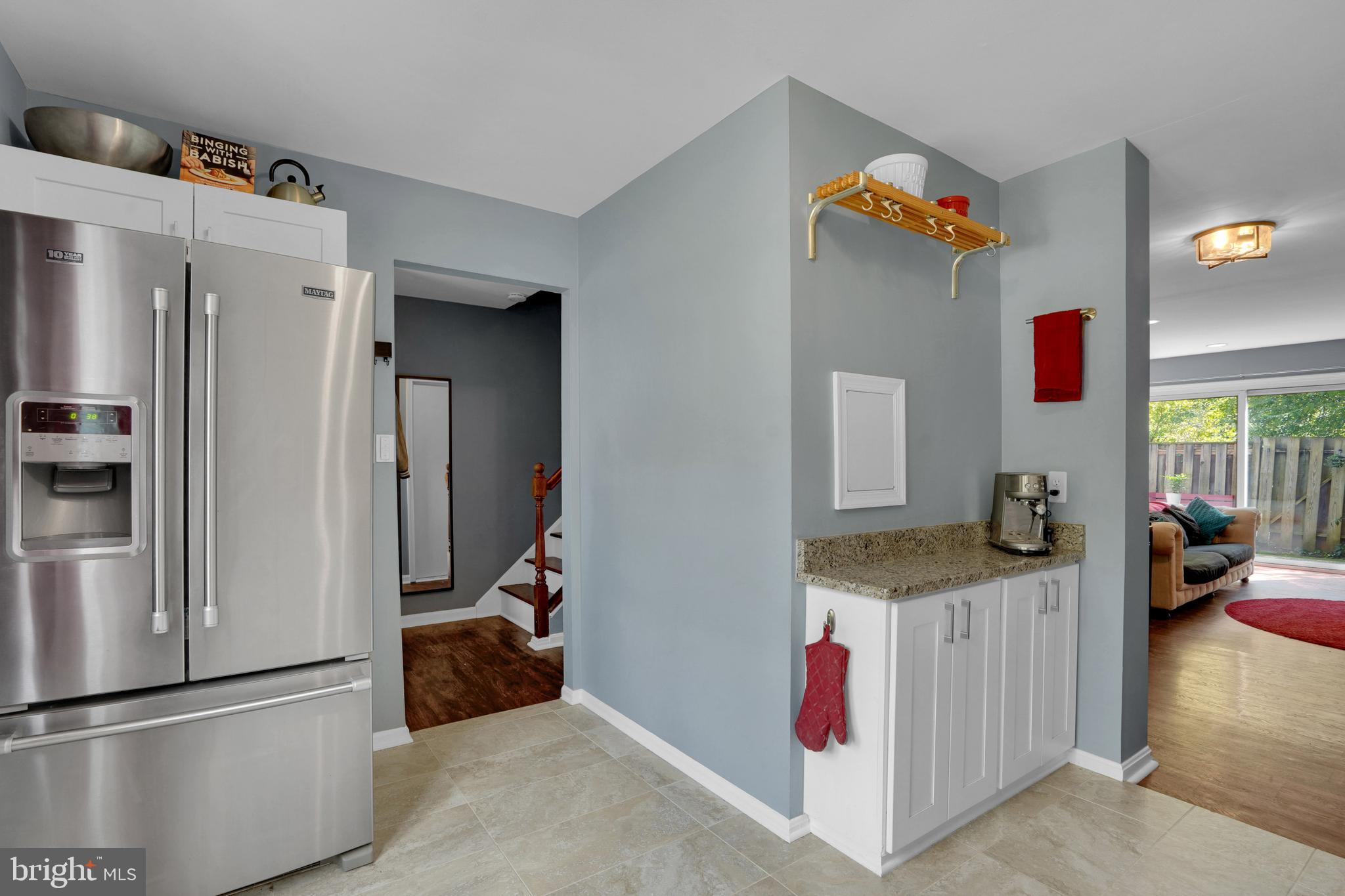 752 COLLEGE PARKWAY 7-752