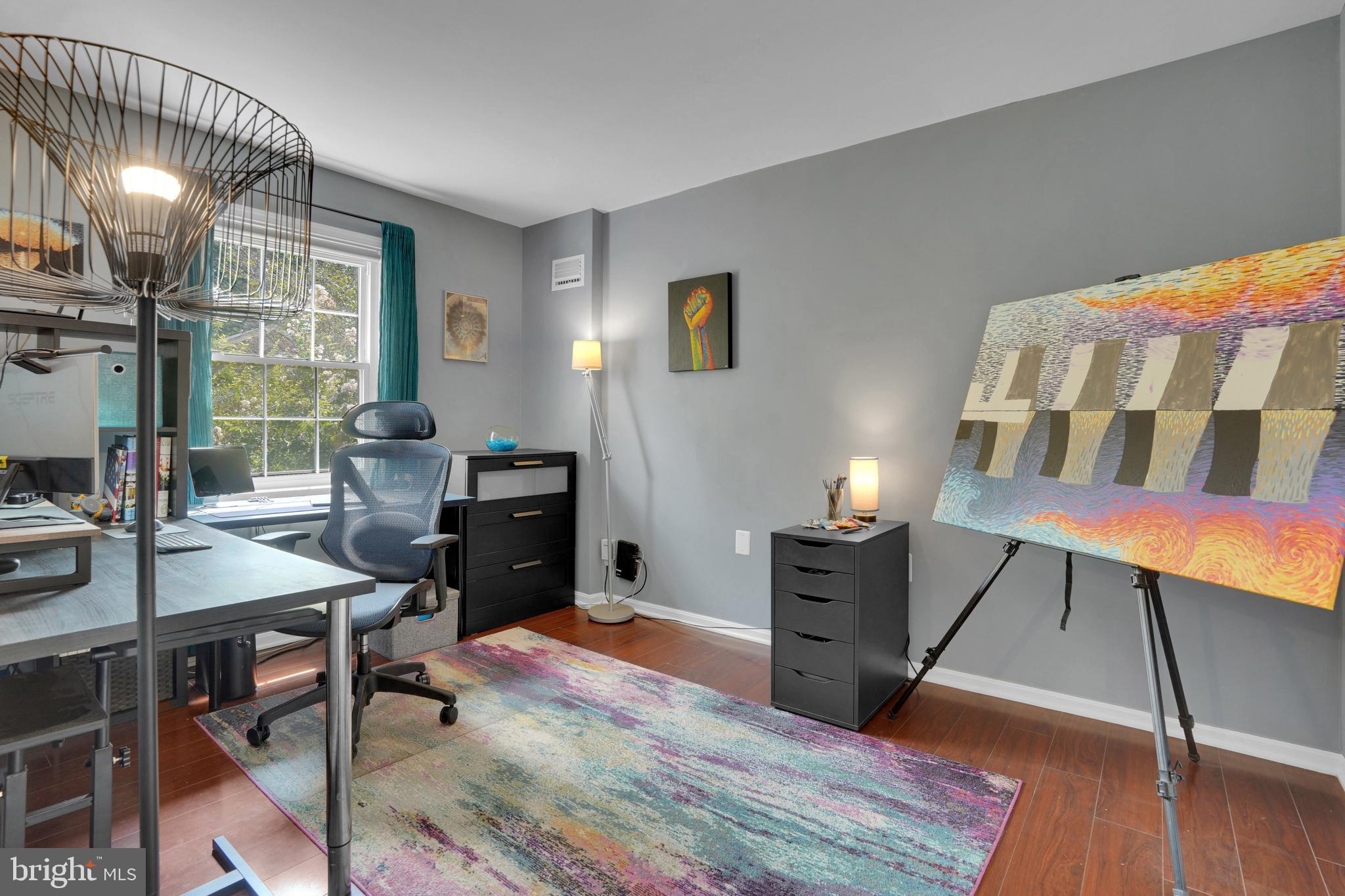 752 COLLEGE PARKWAY 7-752