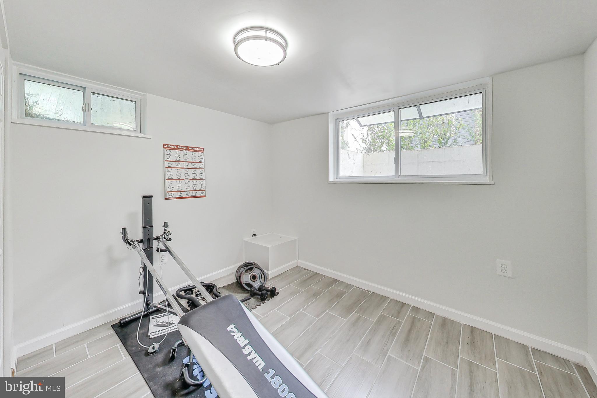1104 GRANDIN AVENUE