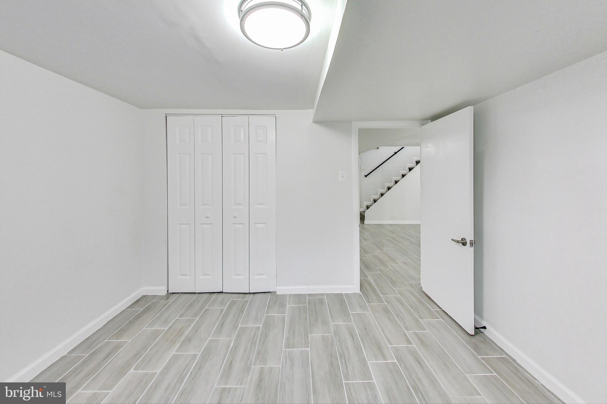 1104 GRANDIN AVENUE