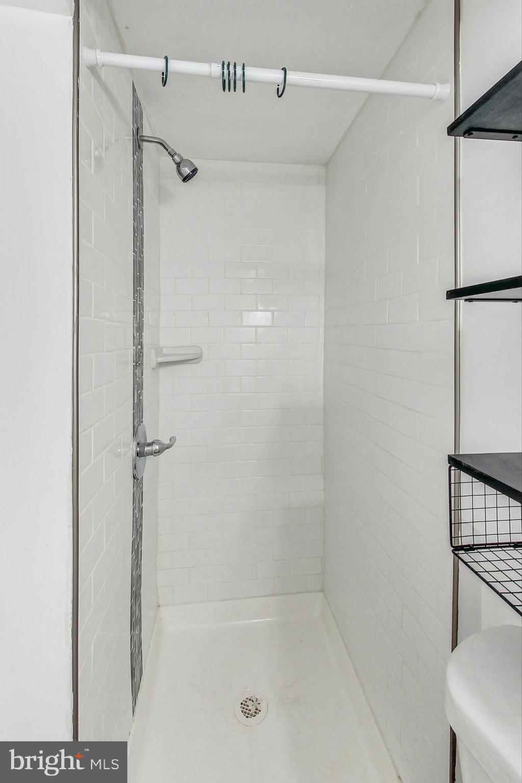 1104 GRANDIN AVENUE