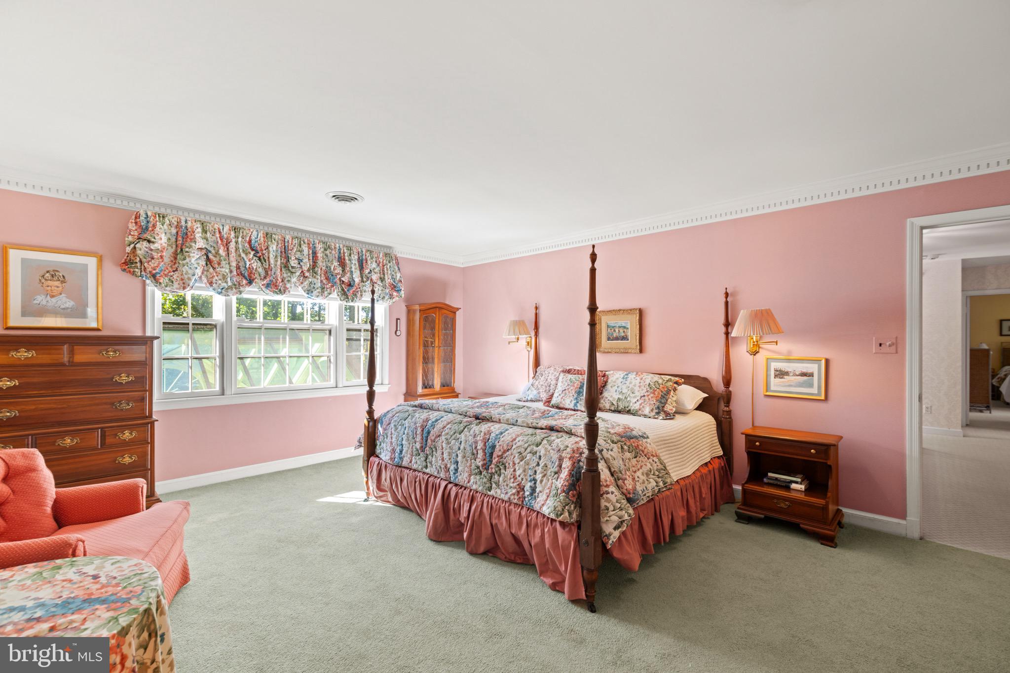 7104 HEATHWOOD COURT