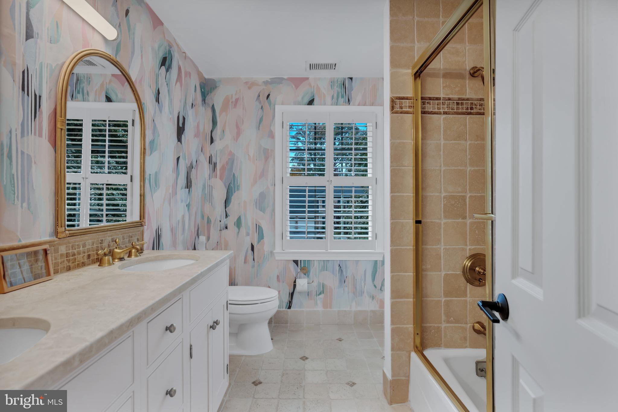 11027 EARLSGATE LANE