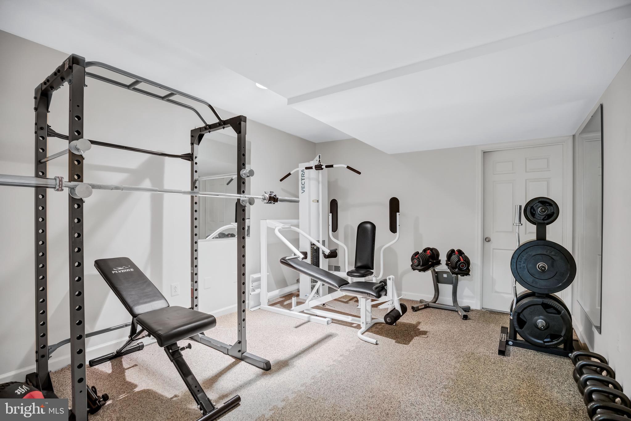 11027 EARLSGATE LANE