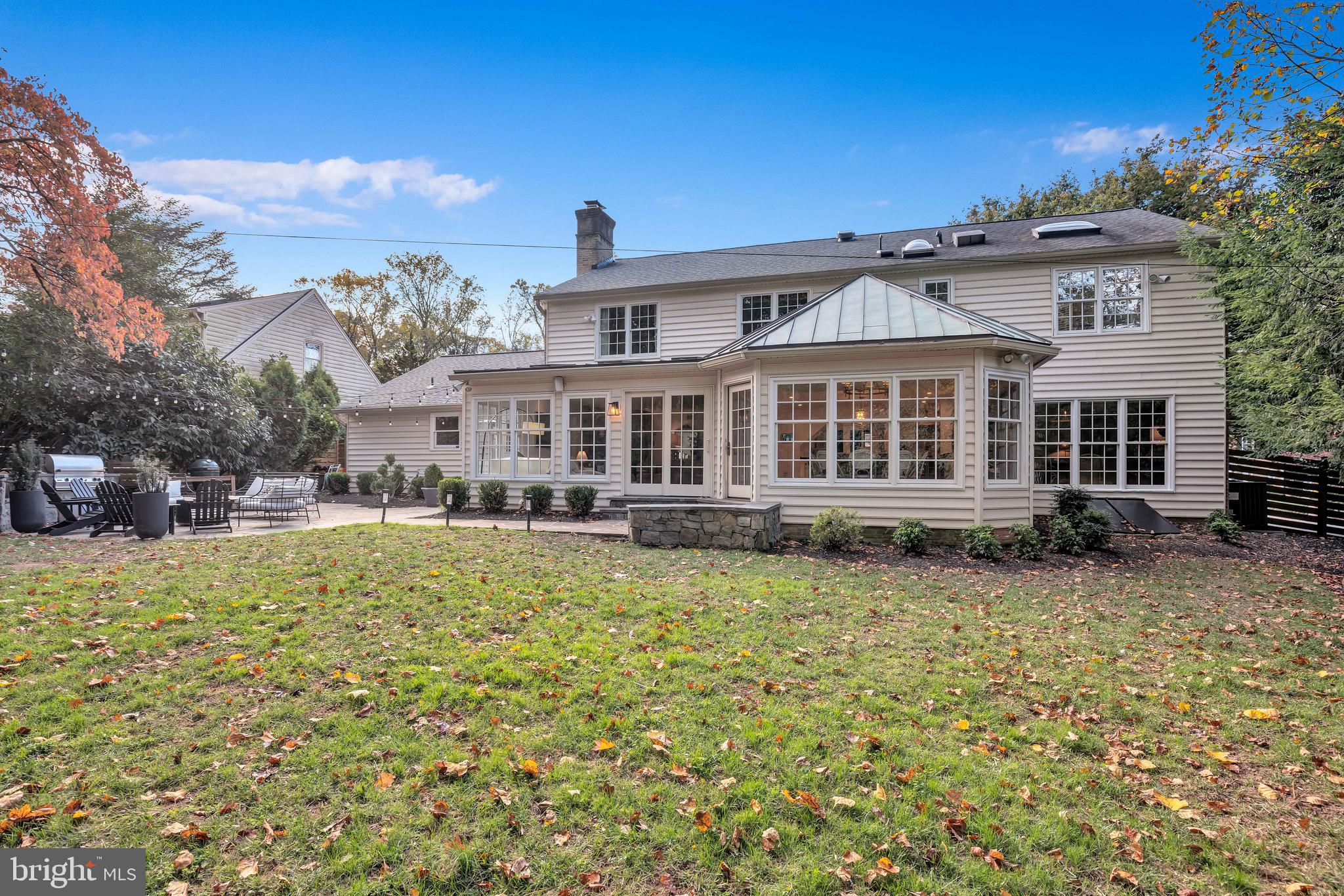 11027 EARLSGATE LANE