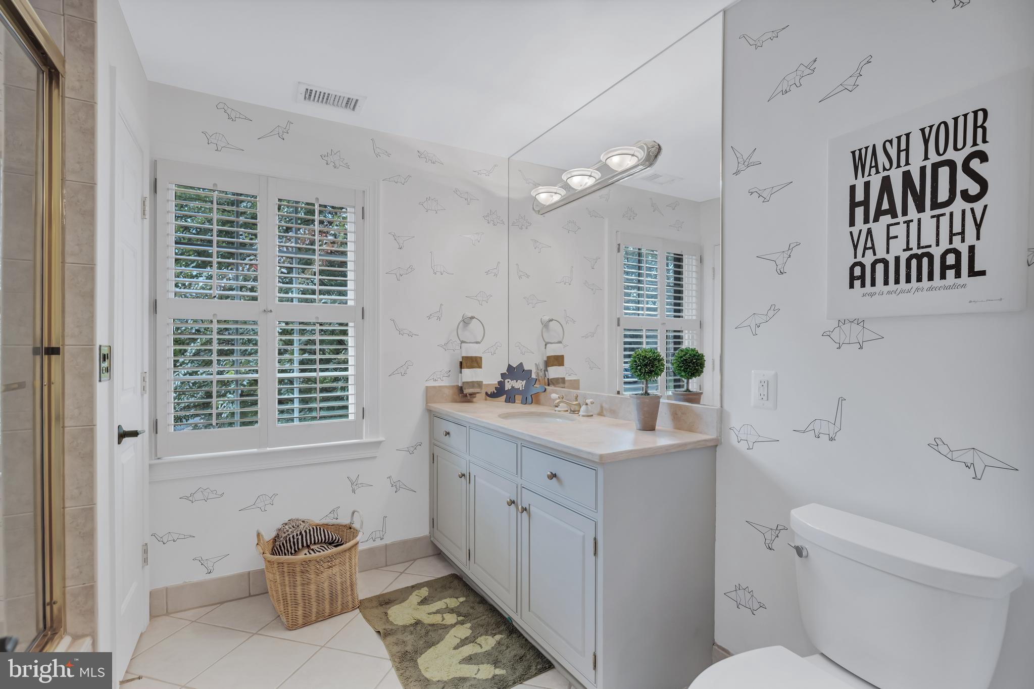 11027 EARLSGATE LANE