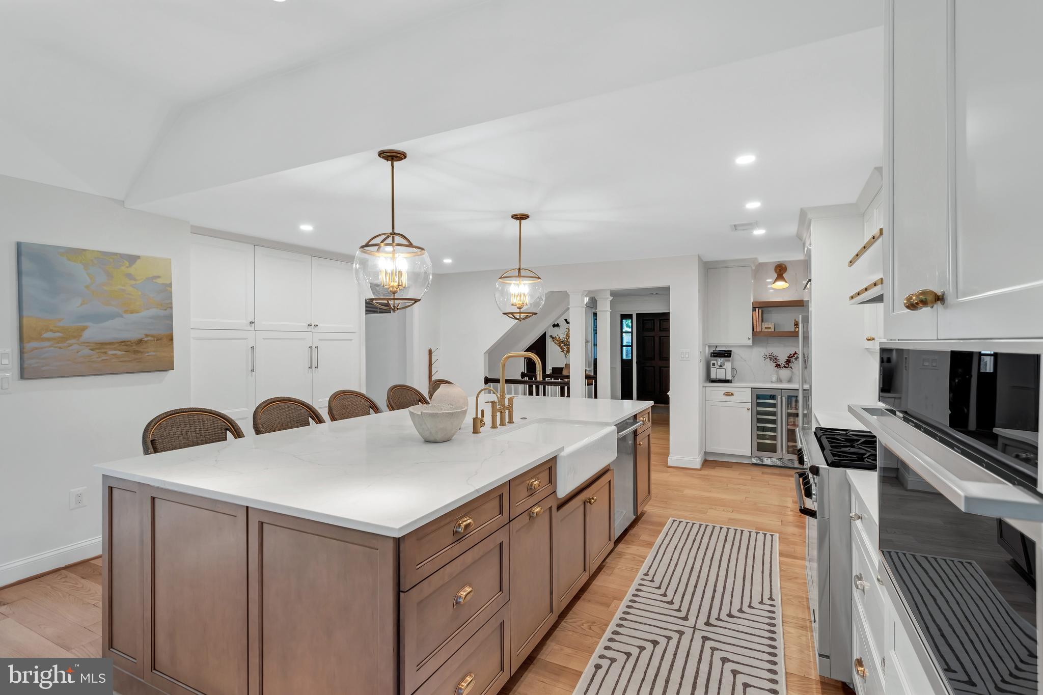 11027 EARLSGATE LANE