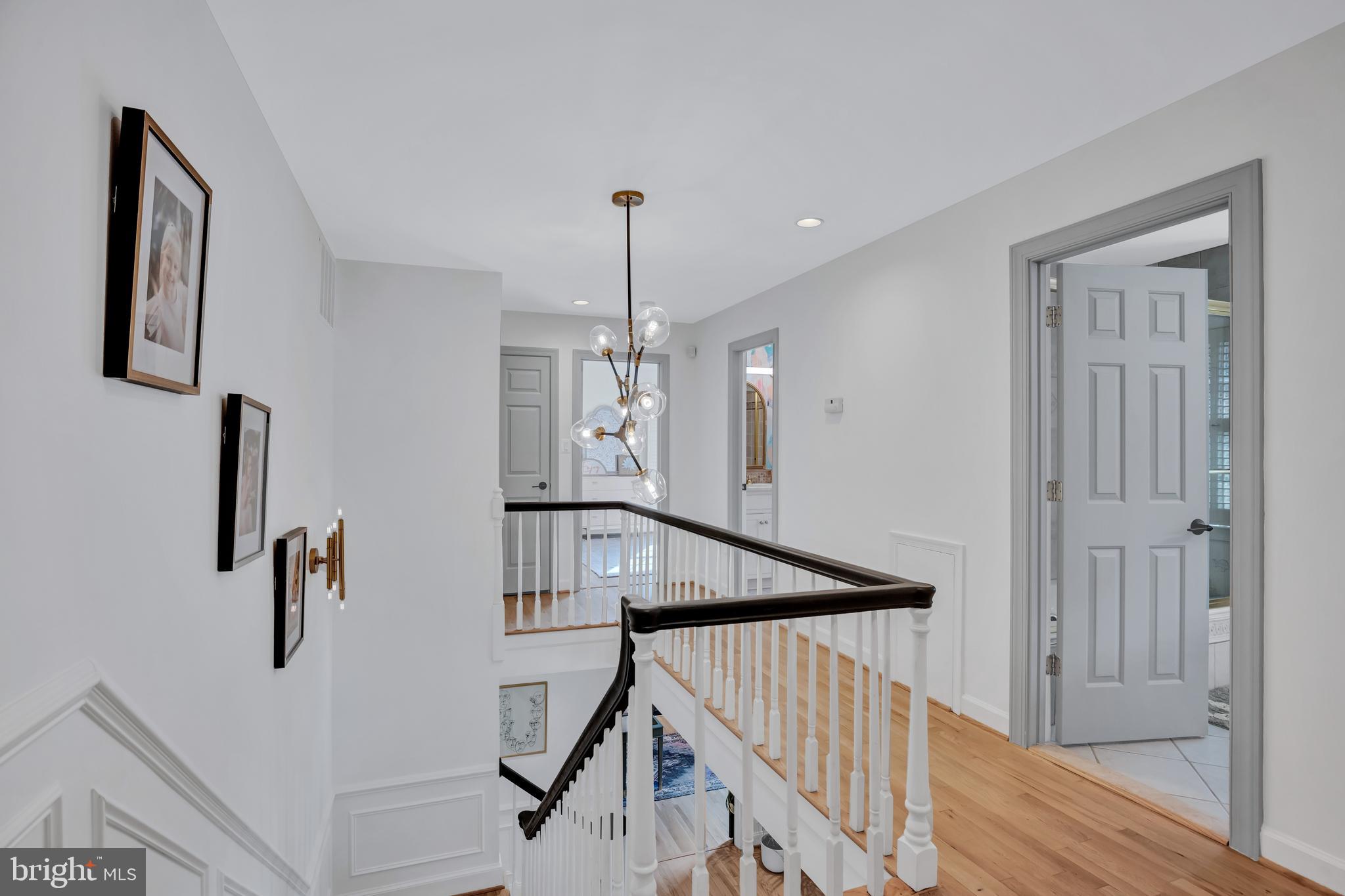 11027 EARLSGATE LANE