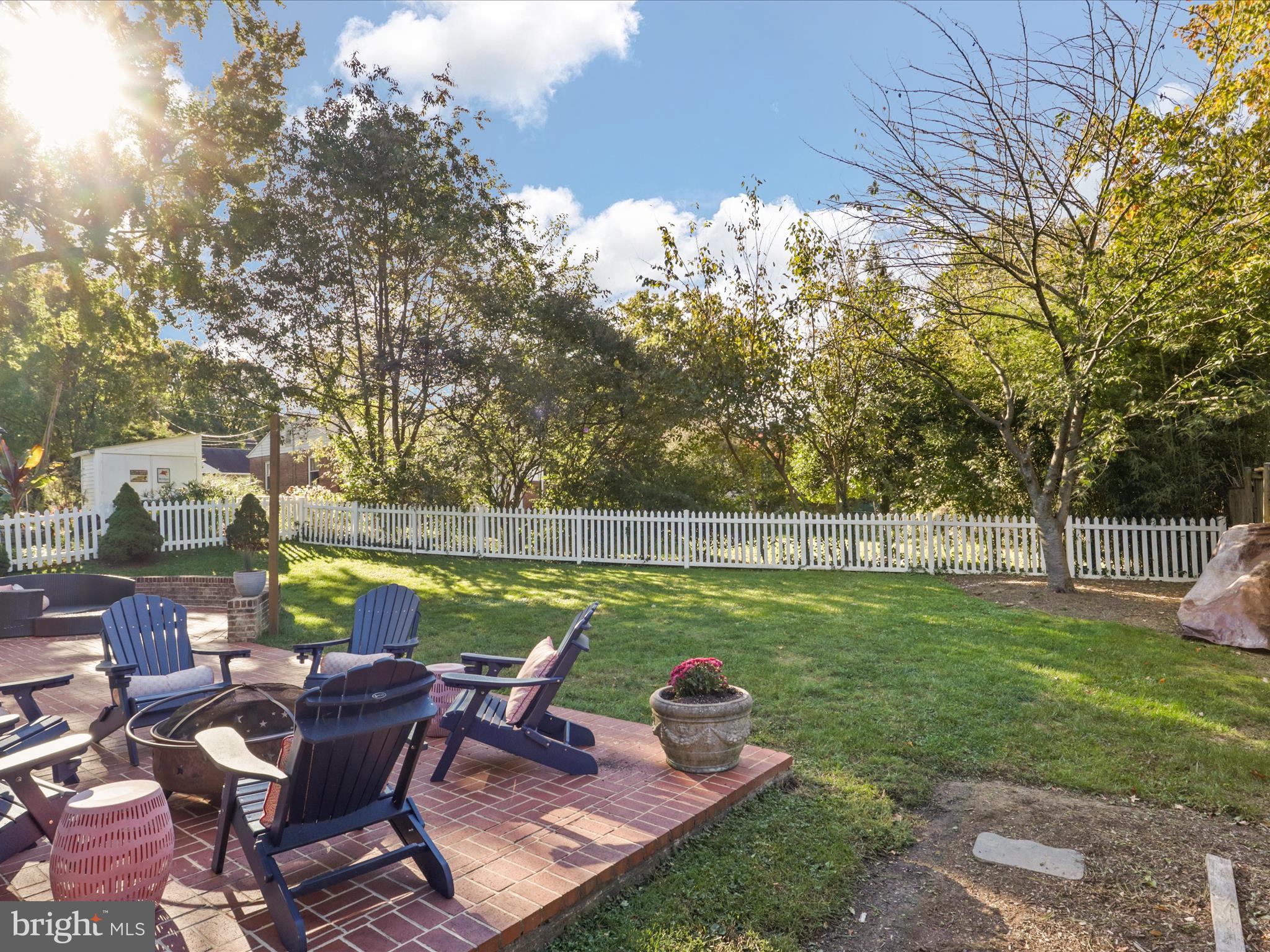 4302 COLCHESTER DRIVE