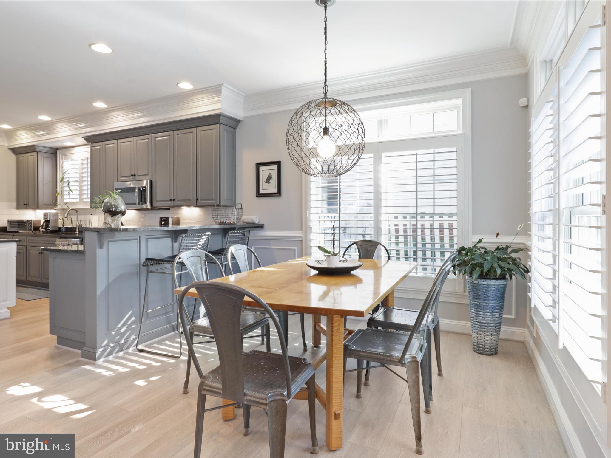 4302 COLCHESTER DRIVE