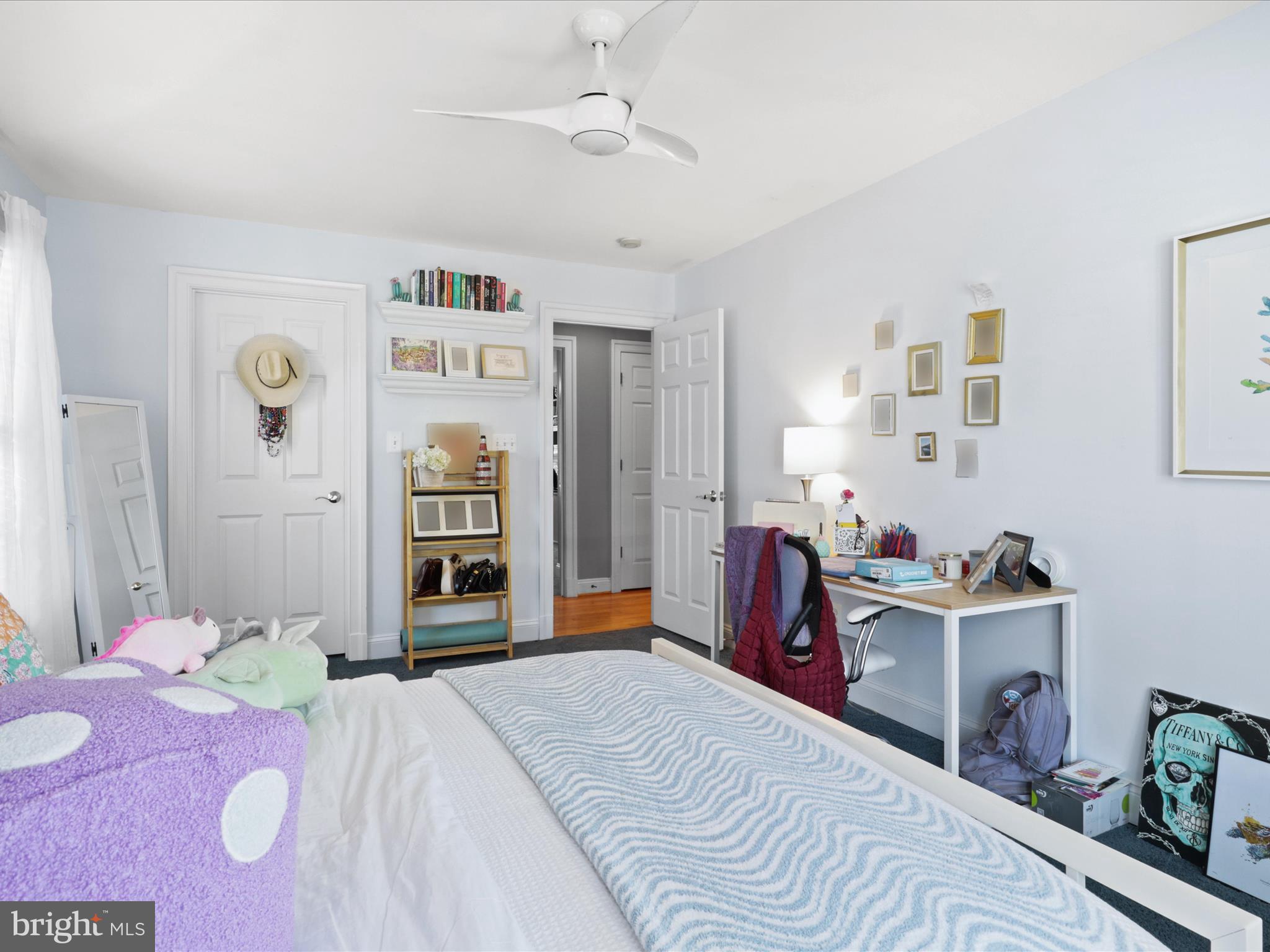 4302 COLCHESTER DRIVE