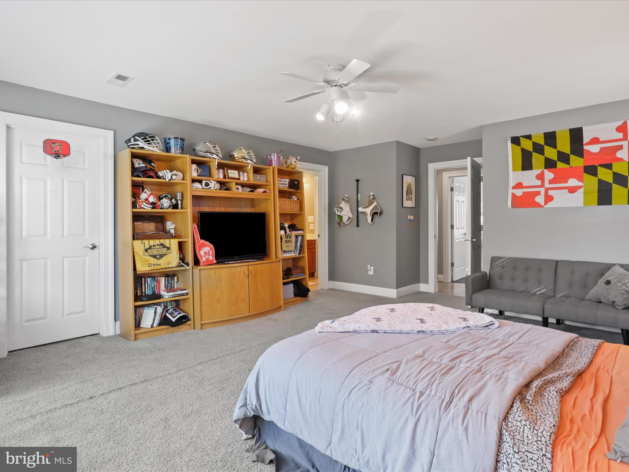 4302 COLCHESTER DRIVE