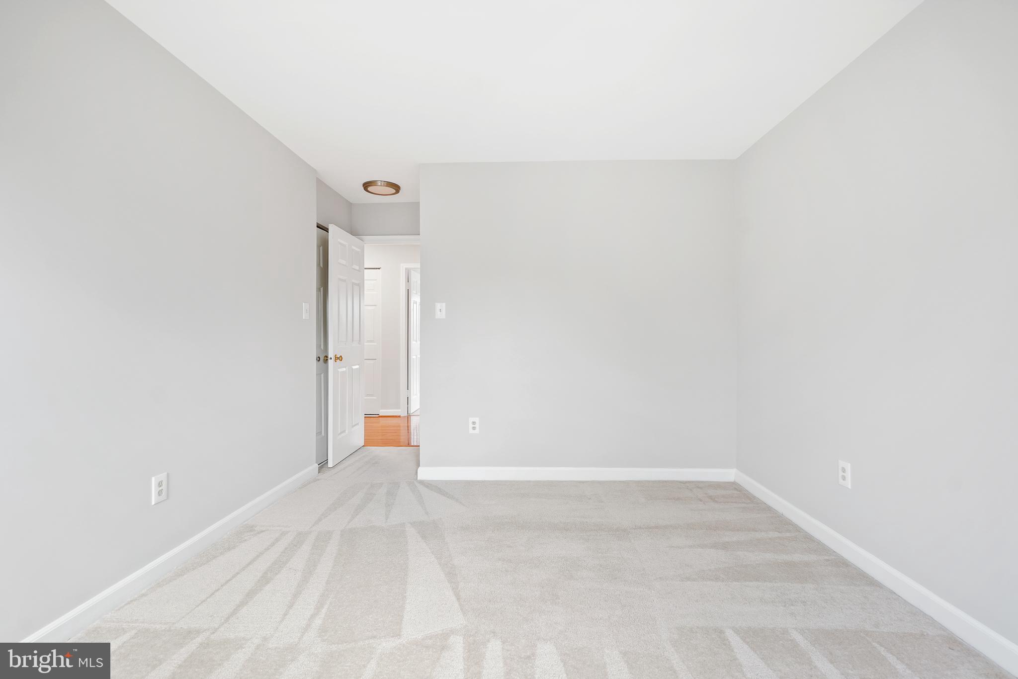 5808 TUDOR LANE
