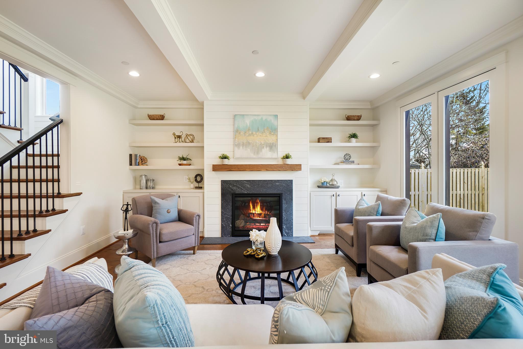10104 THORNWOOD ROAD