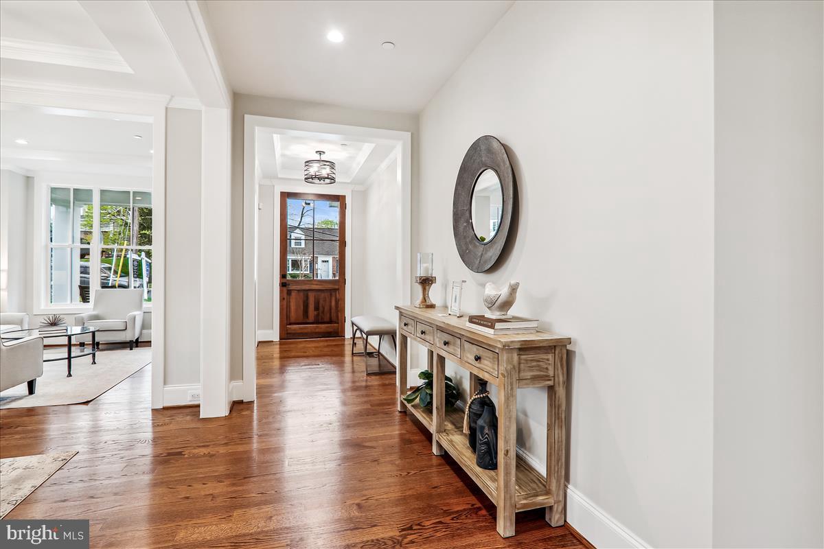 10104 THORNWOOD ROAD
