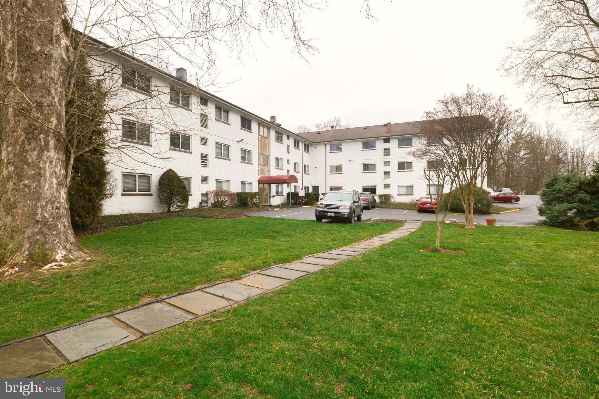 3355 W UNIVERSITY BOULEVARD 202