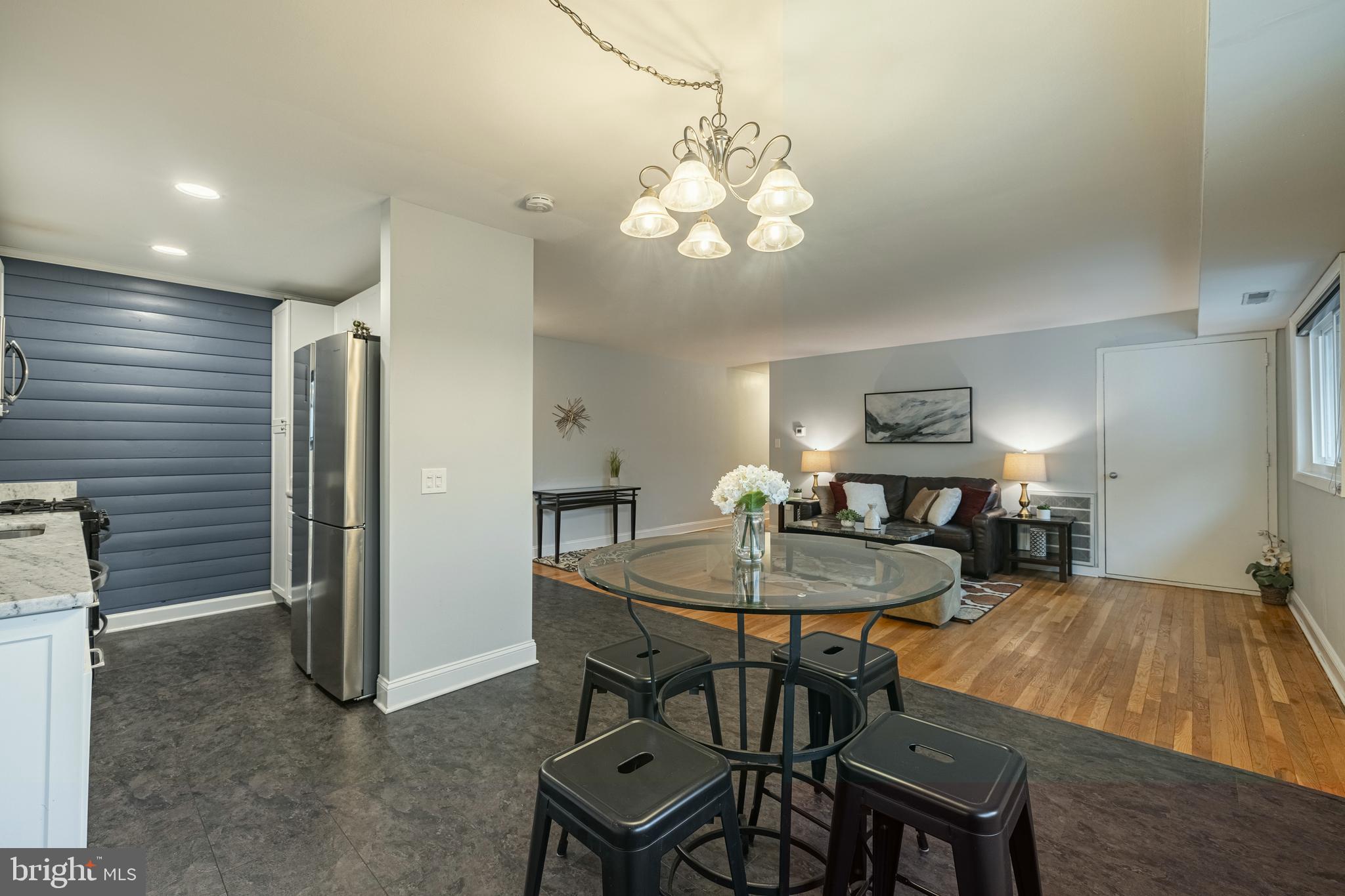 3355 W UNIVERSITY BOULEVARD 202