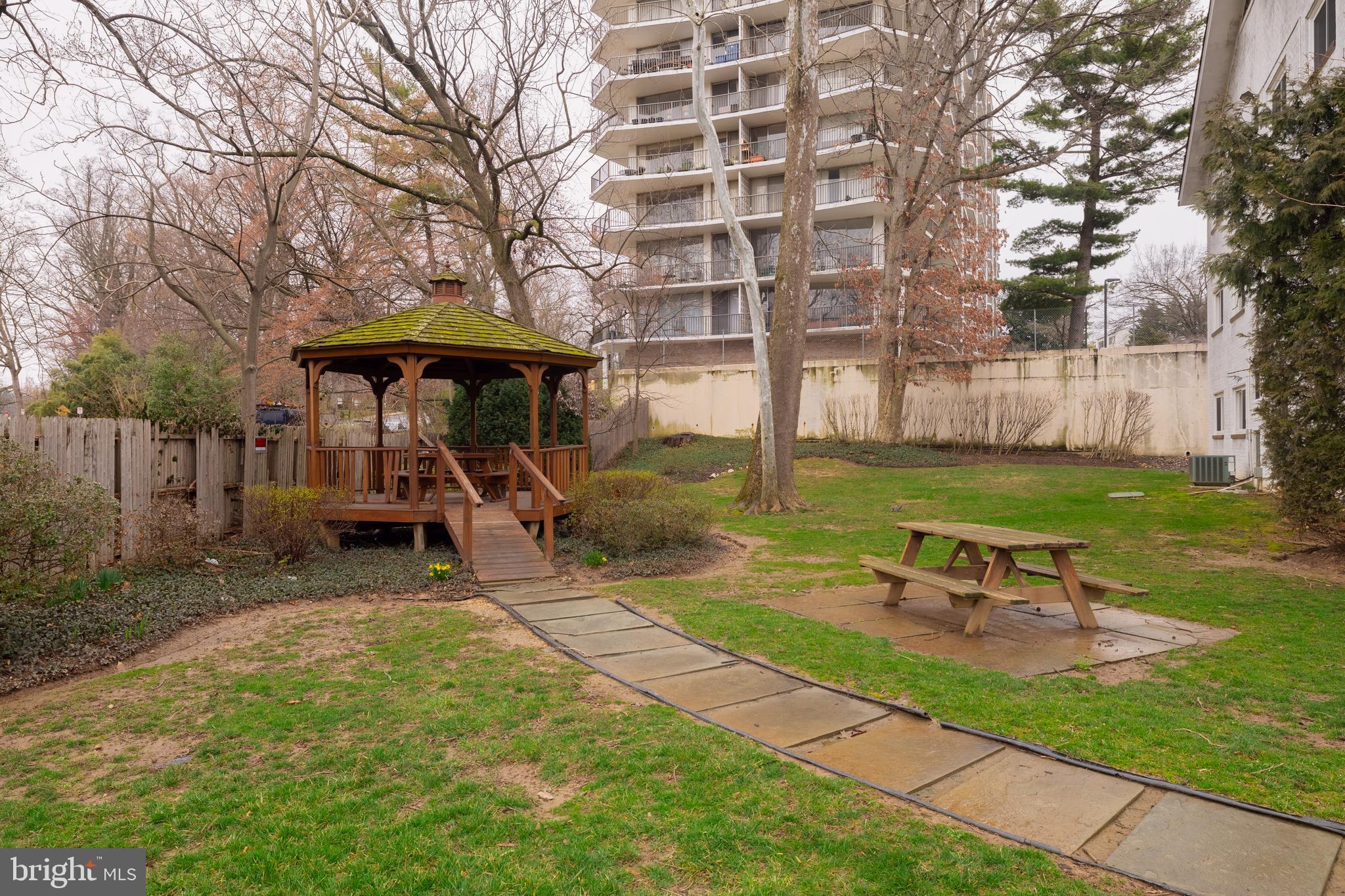 3355 W UNIVERSITY BOULEVARD 202