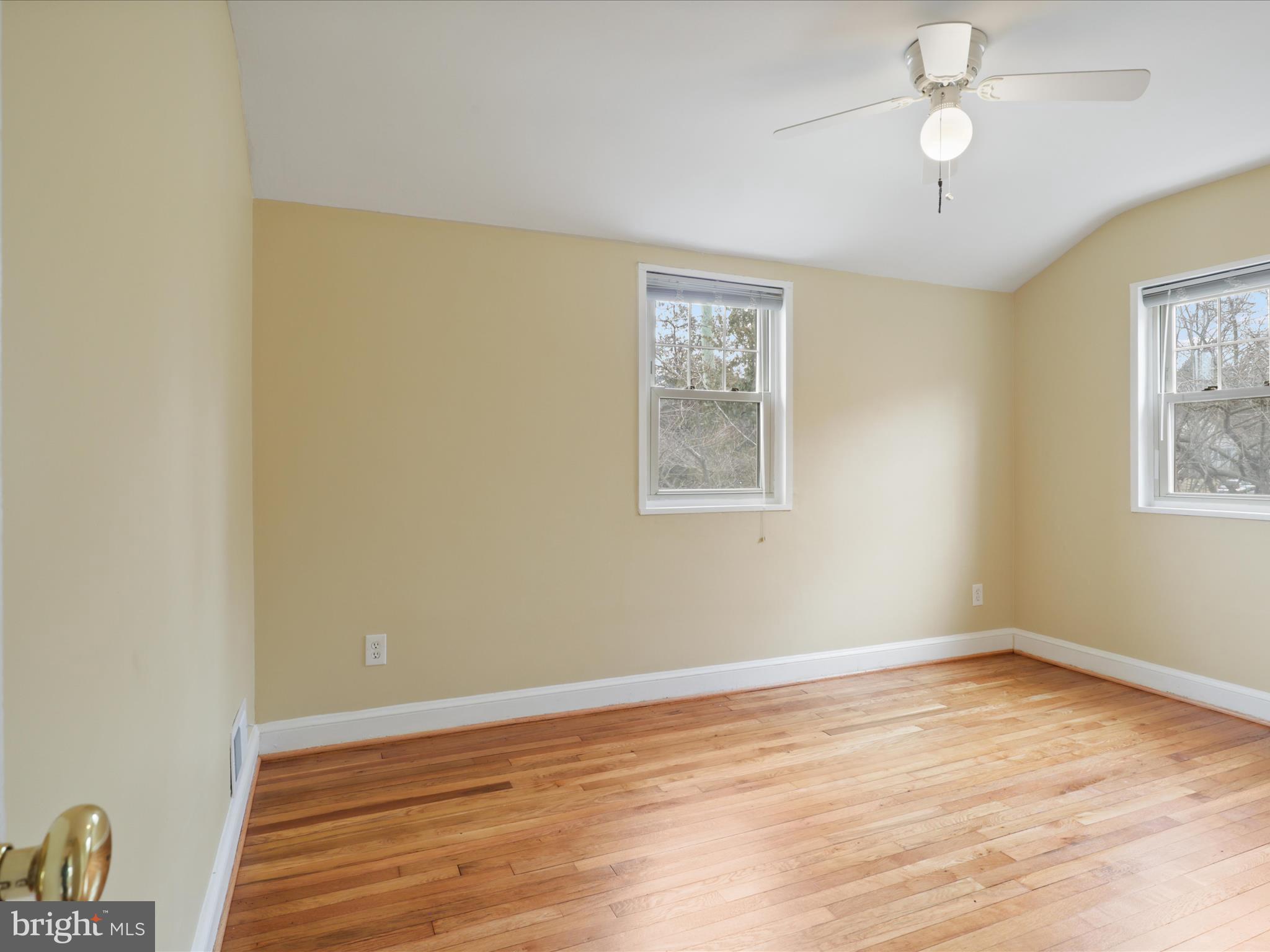 4312 MATTHEWS LANE