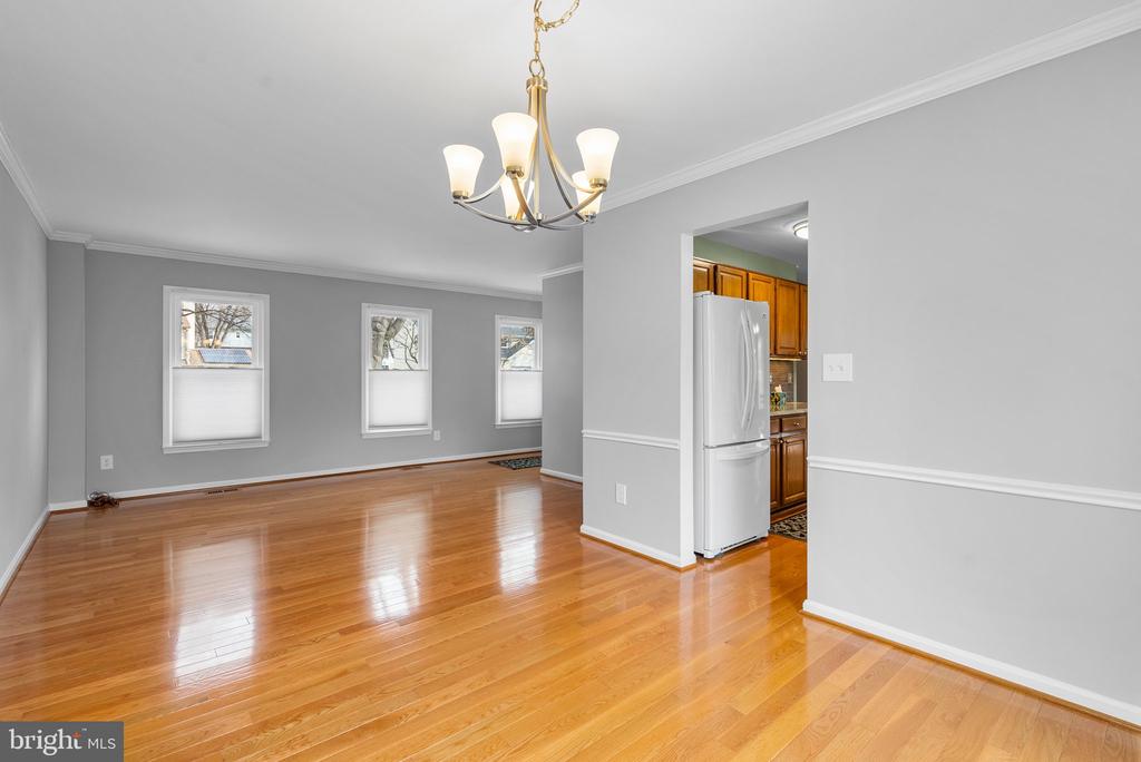 4420 MORNINGWOOD DRIVE