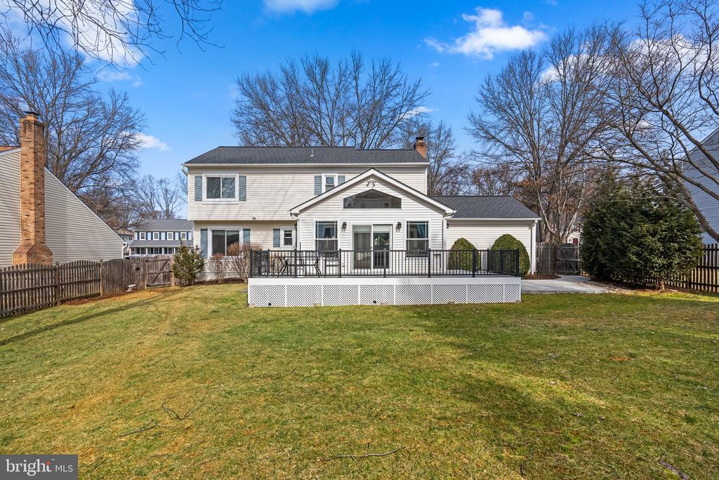 4420 MORNINGWOOD DRIVE