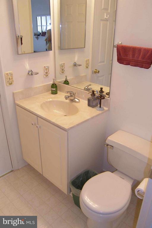10021 VANDERBILT CIRCLE APT 7