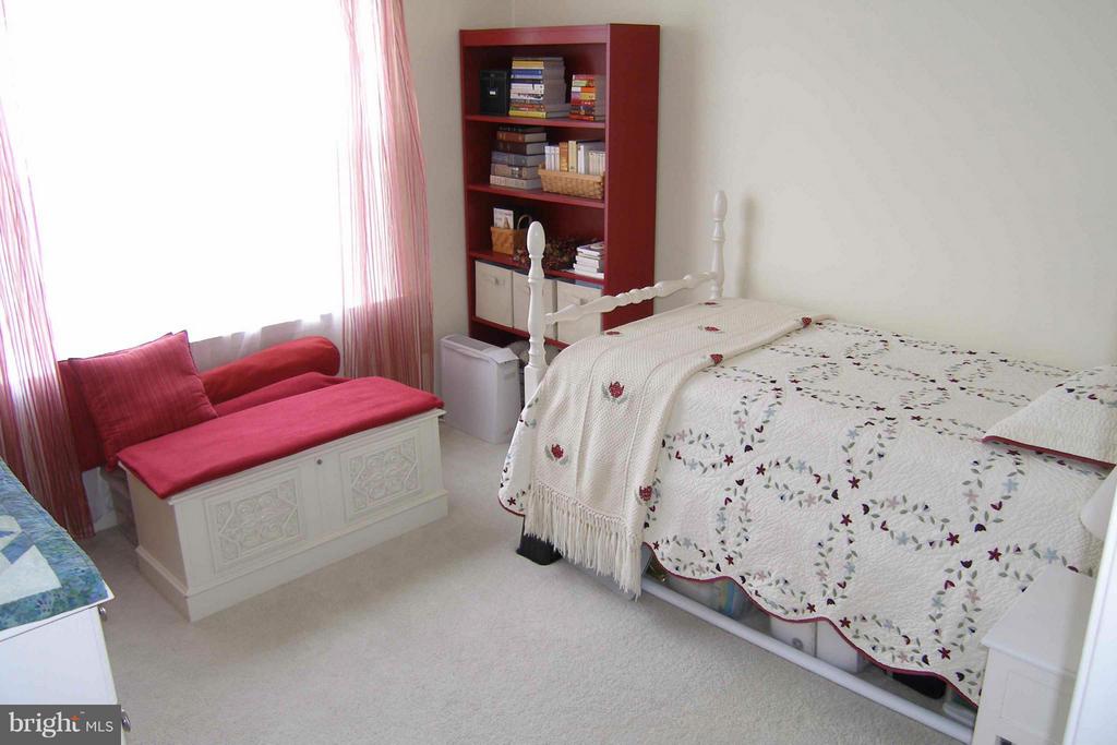 10021 VANDERBILT CIRCLE APT 7