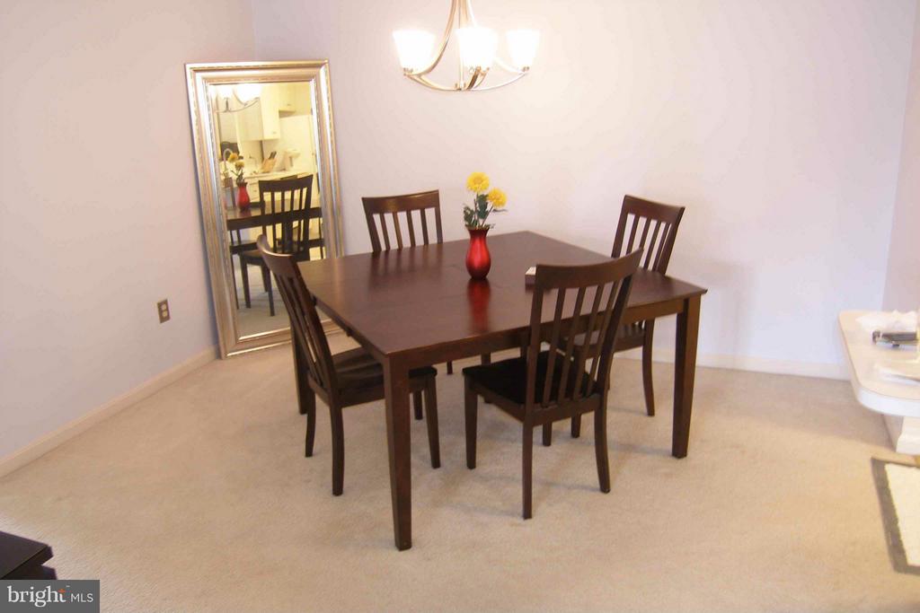 10021 VANDERBILT CIRCLE APT 7