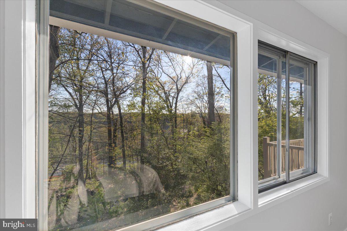 7211 MACARTHUR BOULEVARD