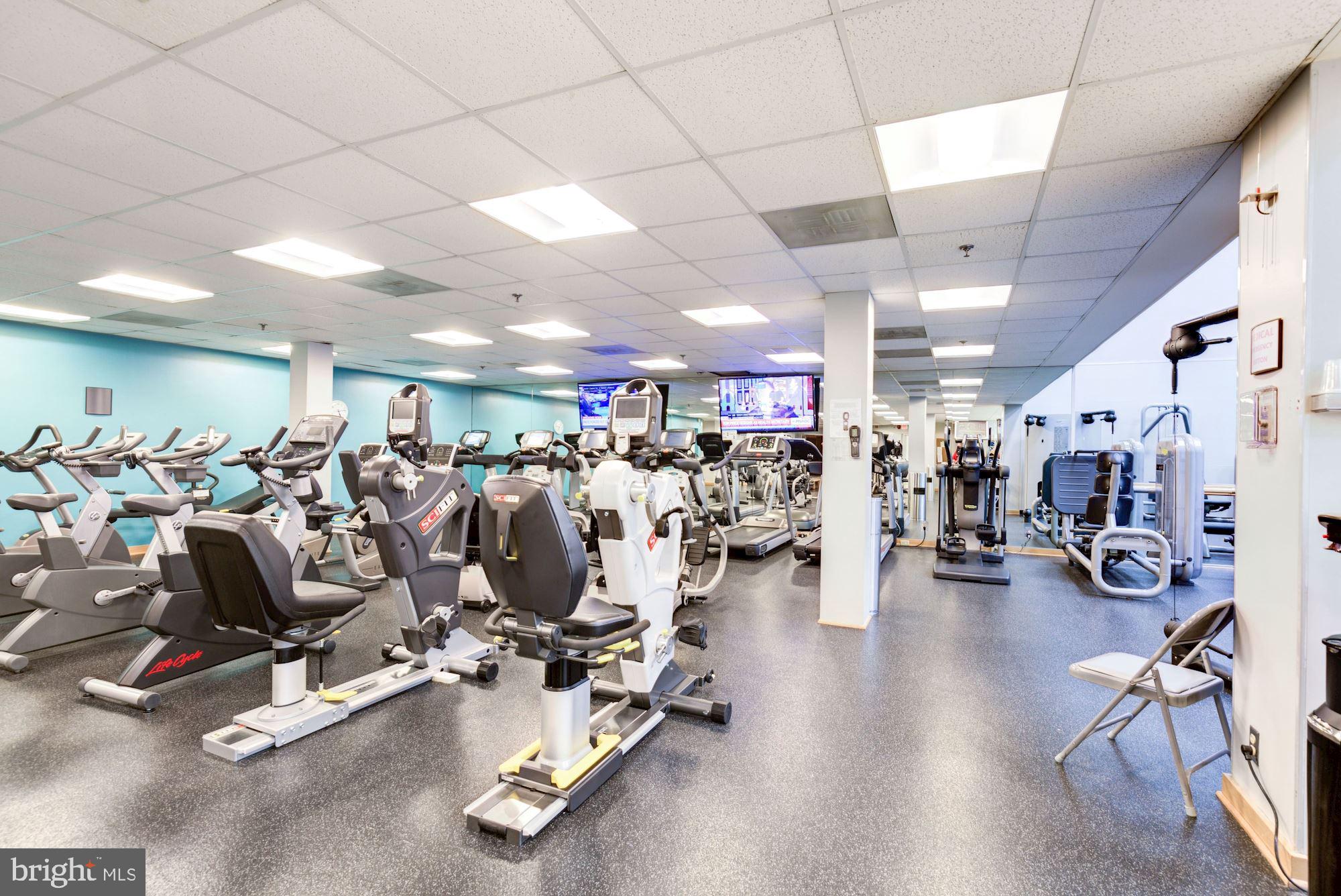 5610 WISCONSIN AVENUE 406