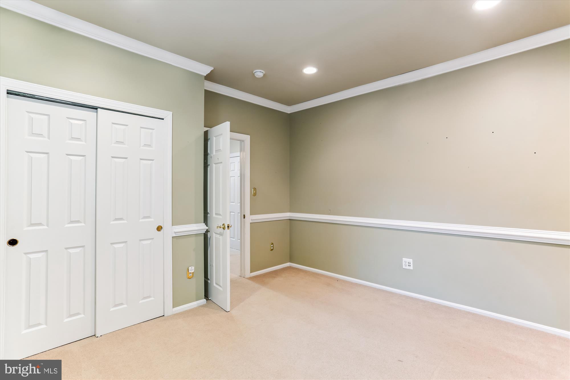 713 BRIGHT MEADOW DRIVE