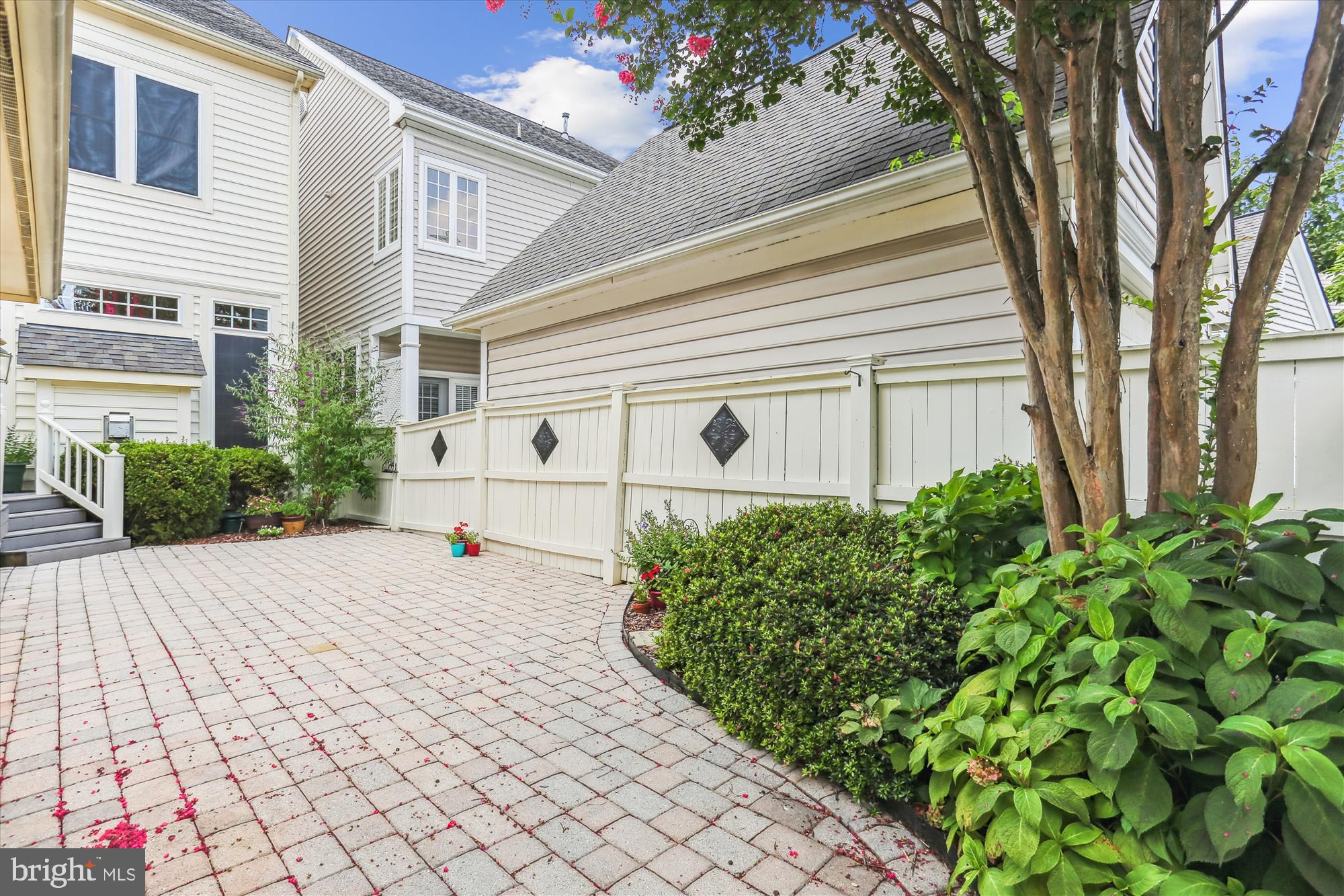 713 BRIGHT MEADOW DRIVE