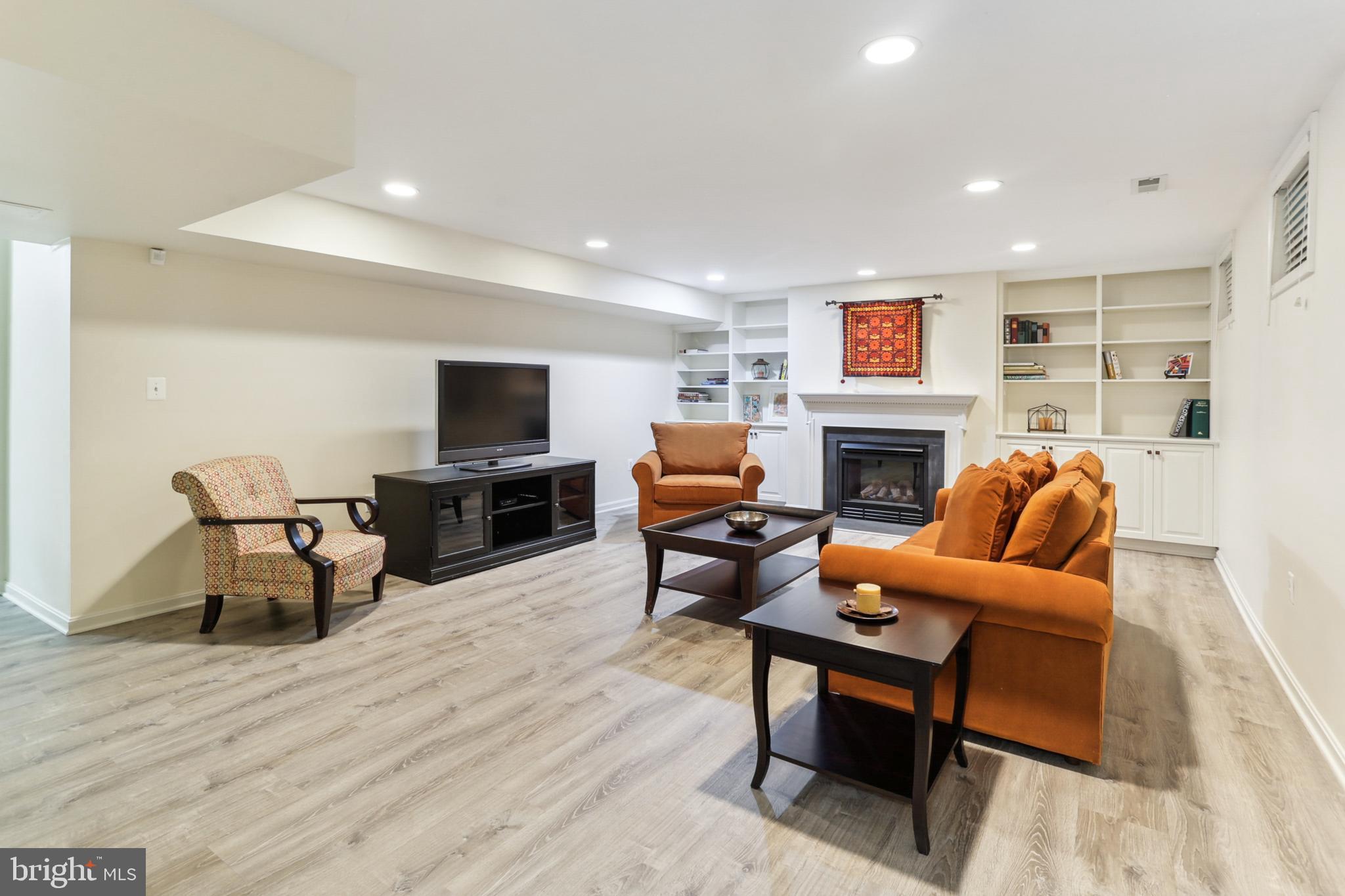 10801 TORRANCE DRIVE