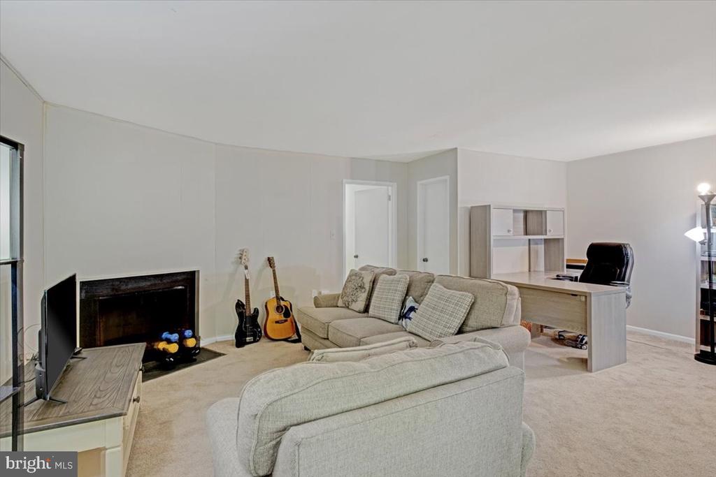 10927 DEBORAH DRIVE