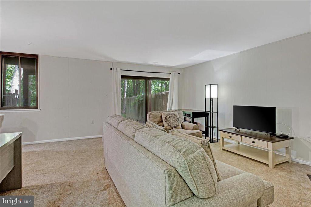 10927 DEBORAH DRIVE