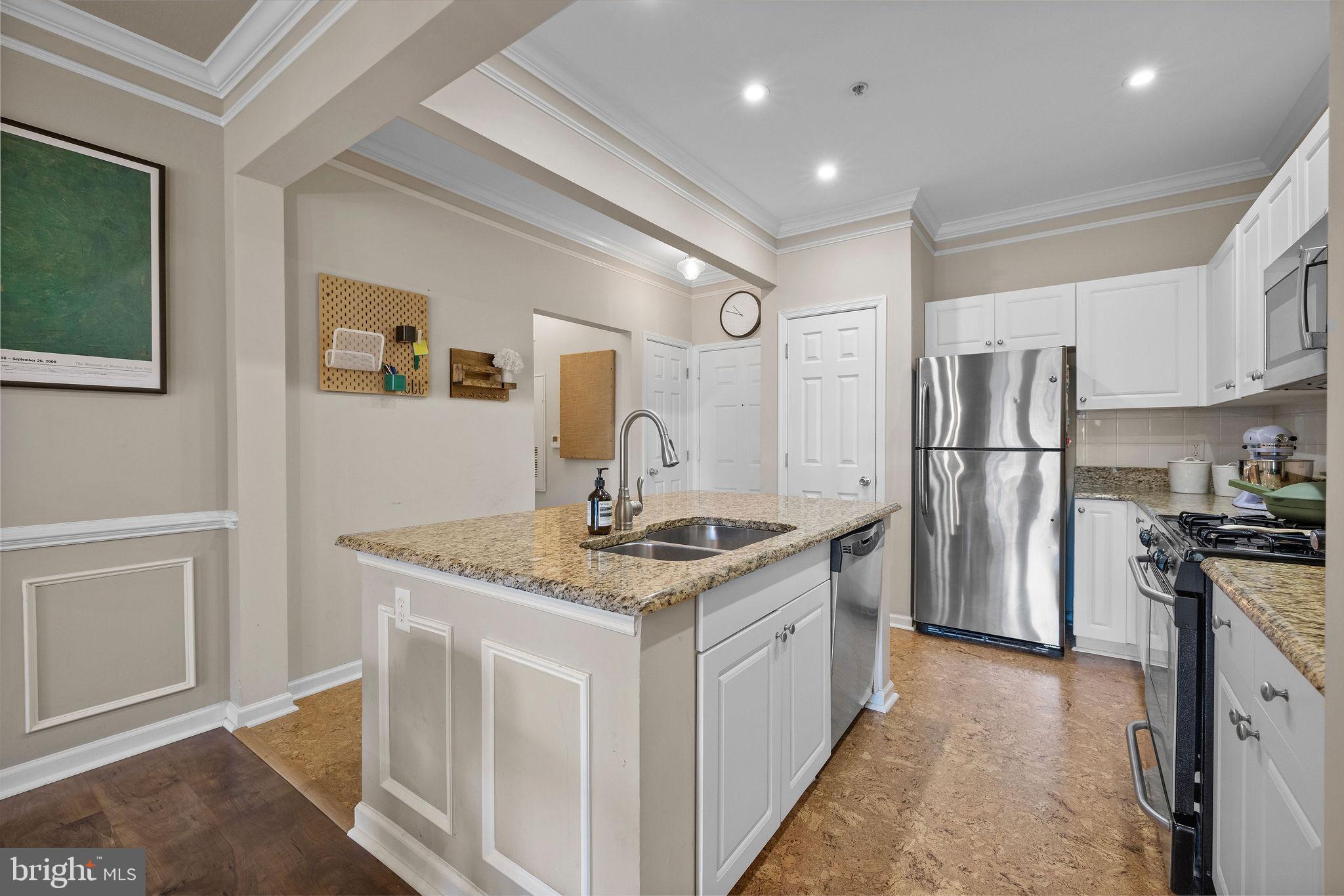 8 GRANITE PLACE 264