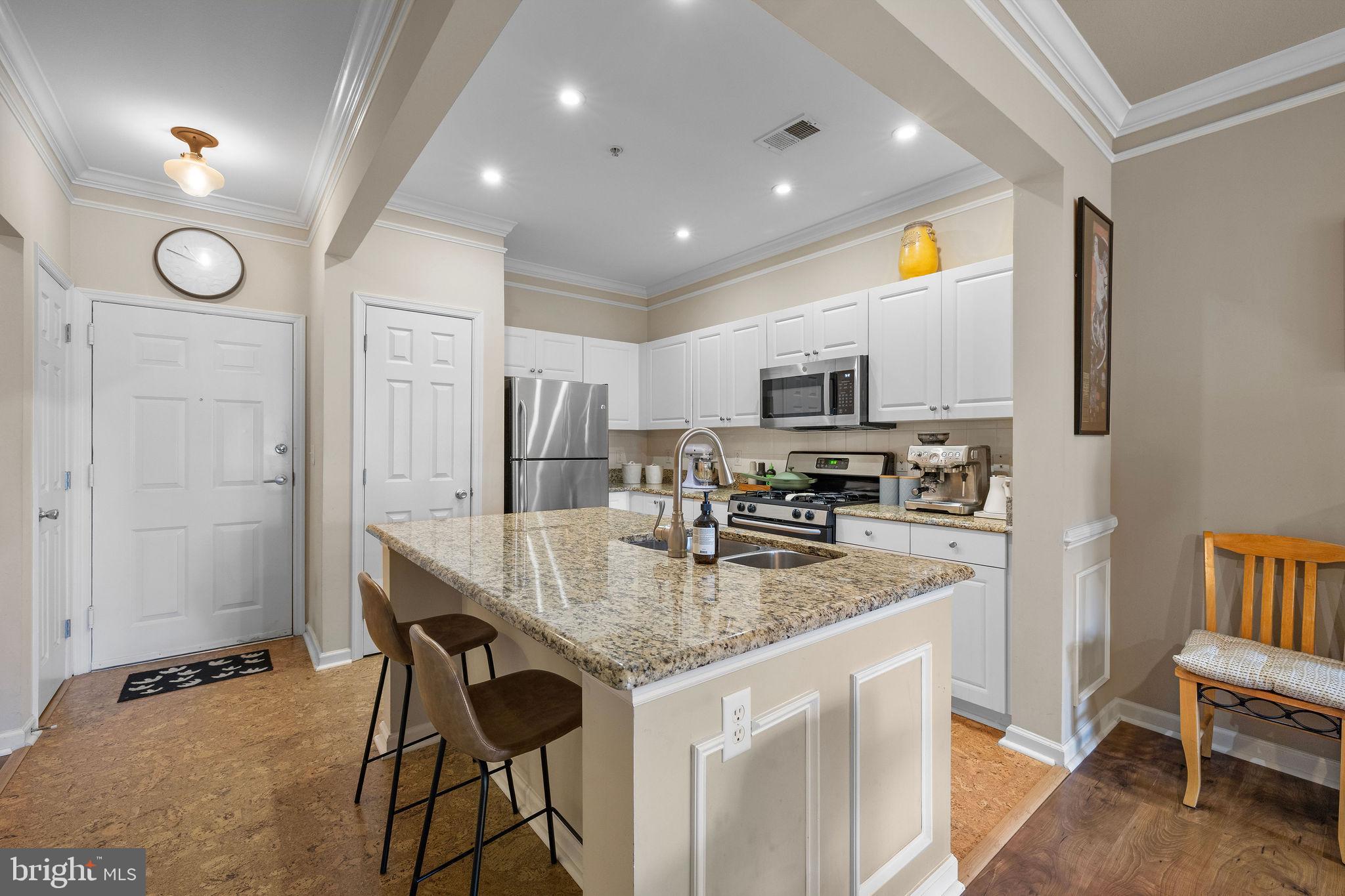 8 GRANITE PLACE 264