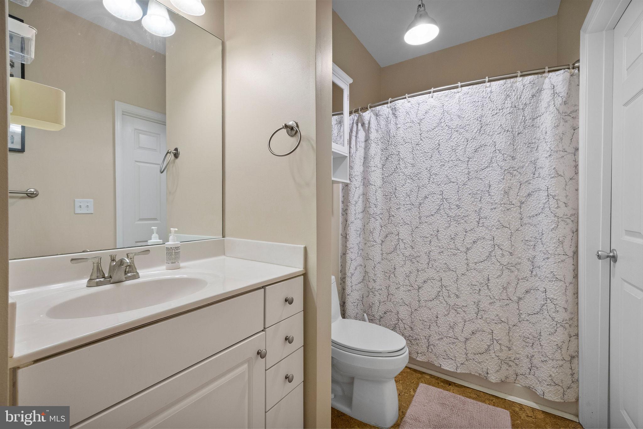 8 GRANITE PLACE 264