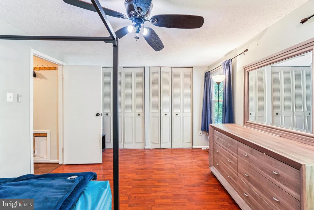 13213 WHITECHURCH CIRCLE