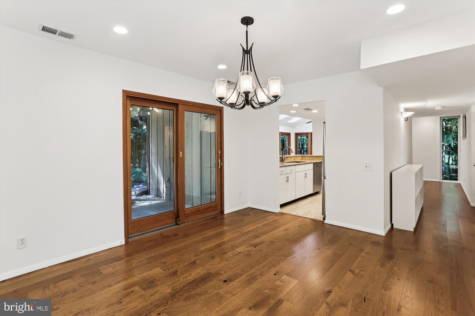 10 SCANDIA WAY