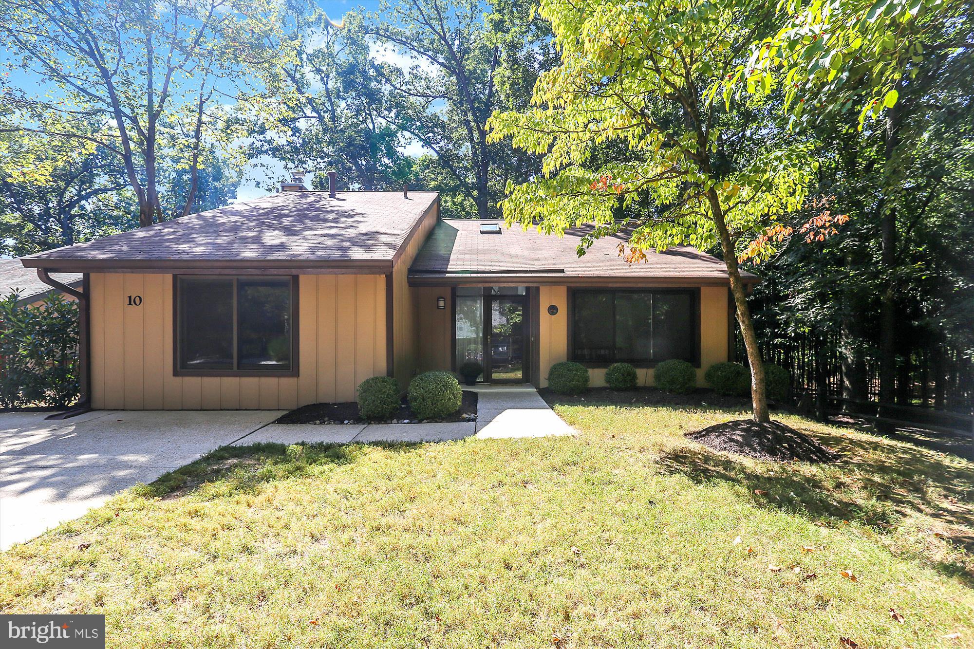 10 SCANDIA WAY